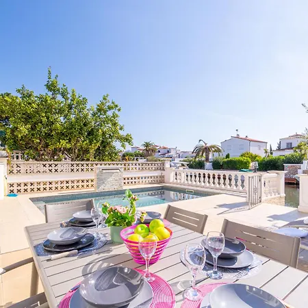 Apart-rent Casa Con Piscina Flamicell 0042